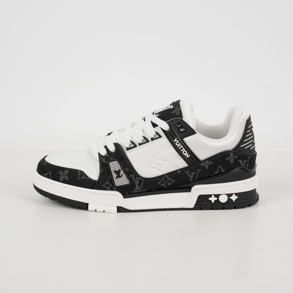 Louis Vuitton Trainer ( B&W)