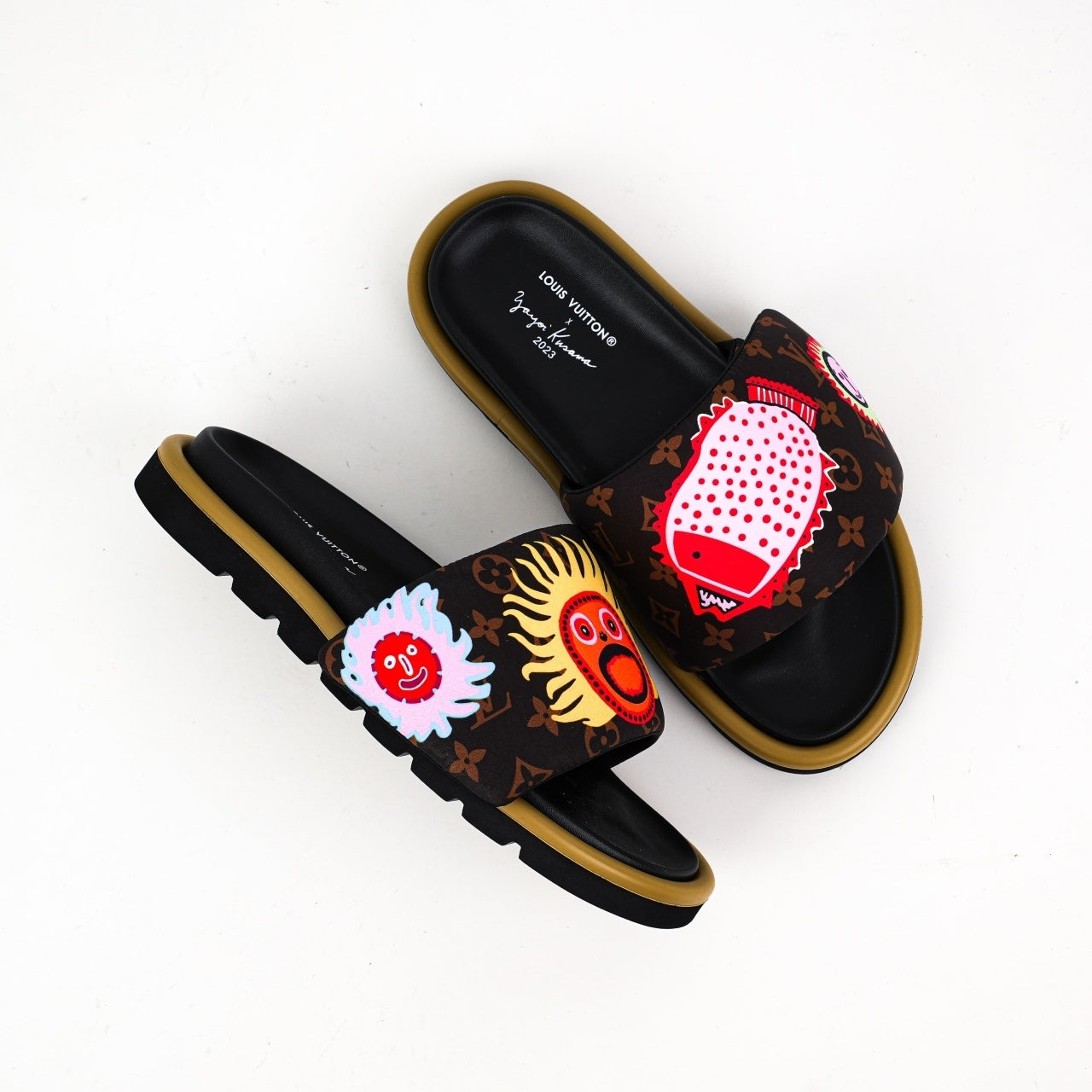 Louis Vuitton
LV x YK Pool Pillow Flat Comfort Mule