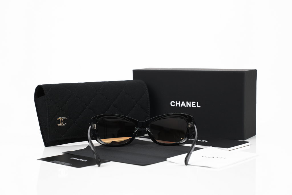 Chanel 5493 Gradient Rectangular Sunglasses in Black Acetate