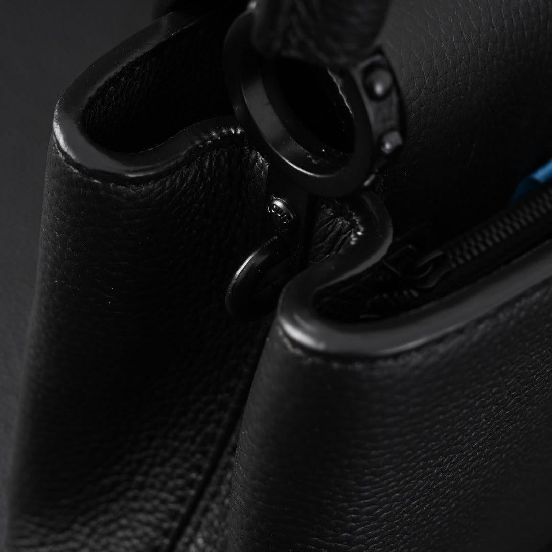 Louis Vuitton mini Capucines EW tote bag