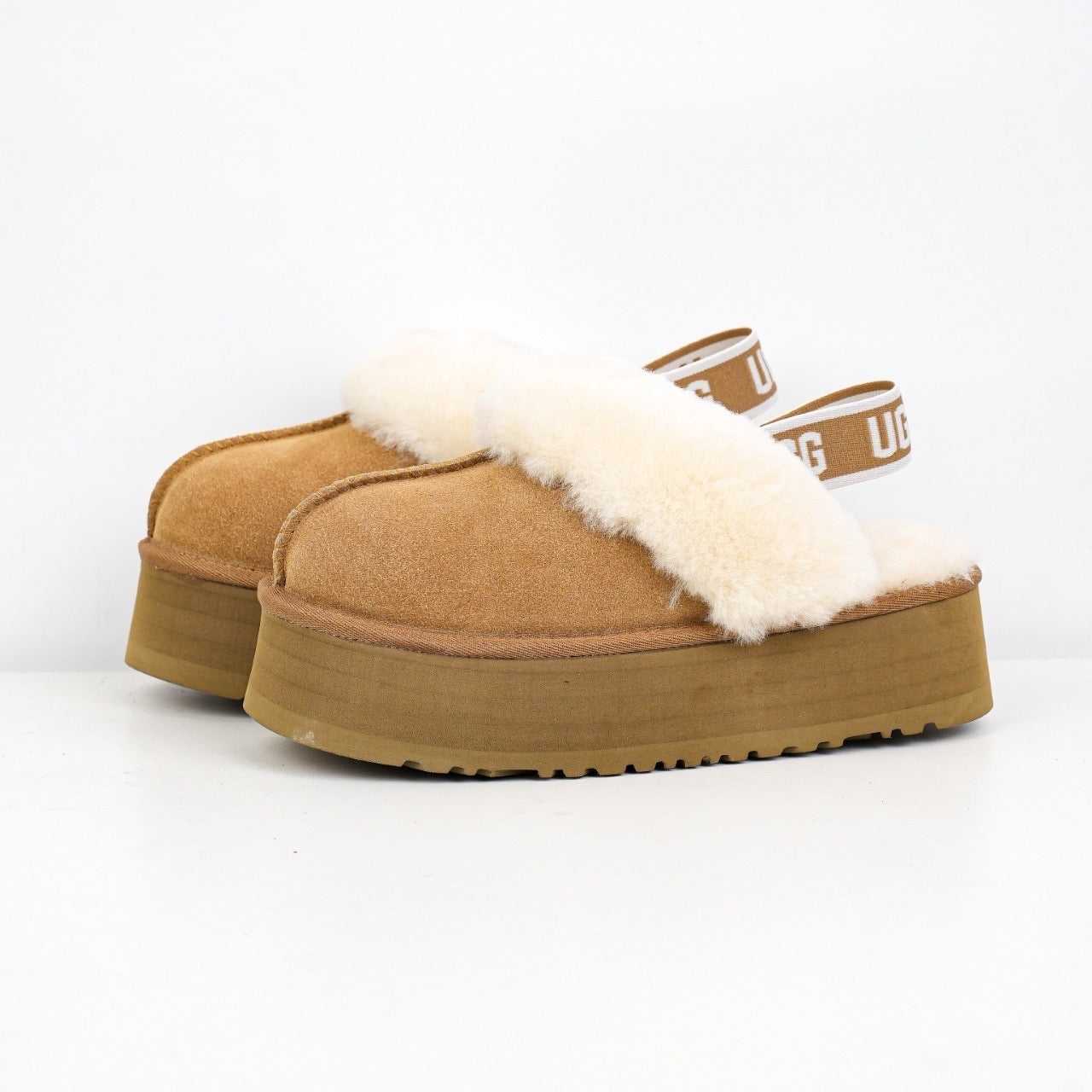 UGG Funkette Slipper Chestnut