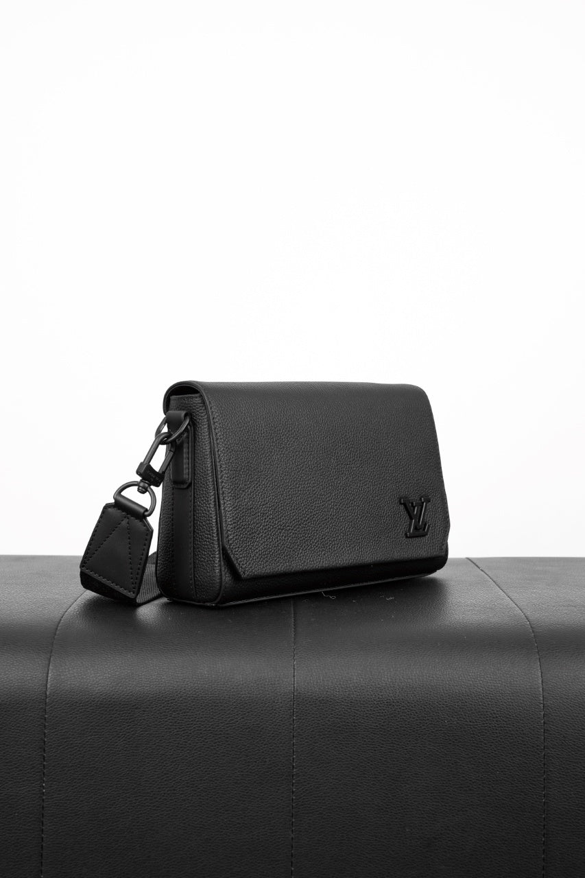 Louis Vuitton Fast Line shoulder bag