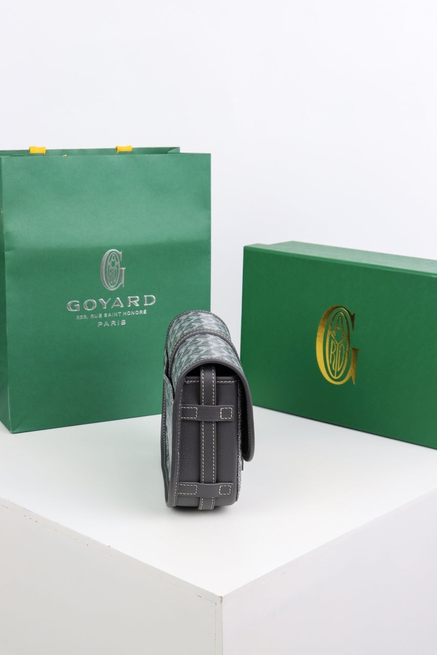 Goyard Belvedere MM Shoulder bag (Grey)