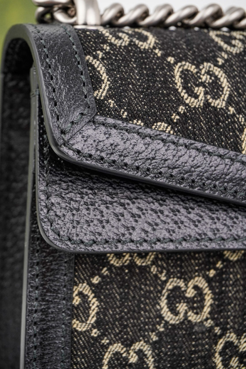 Gucci Dionysus GG Supreme Super Mini Bag Black