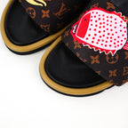 Louis Vuitton
LV x YK Pool Pillow Flat Comfort Mule
