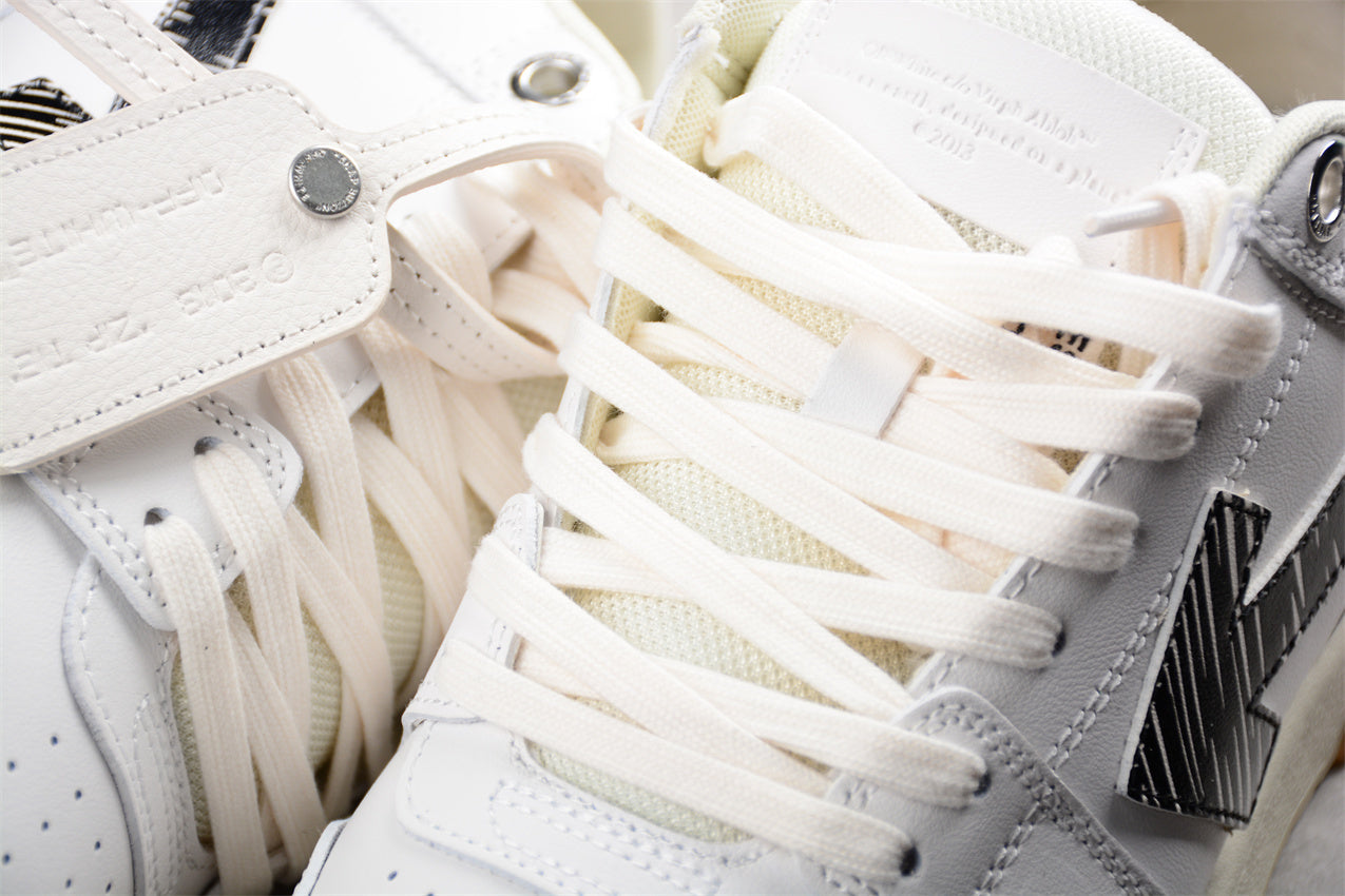 OFF-WHITE Out Of Office( W&B)