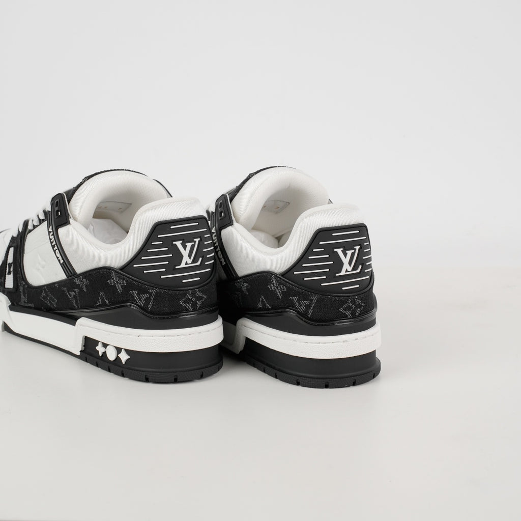 Louis Vuitton Trainer ( B&W)