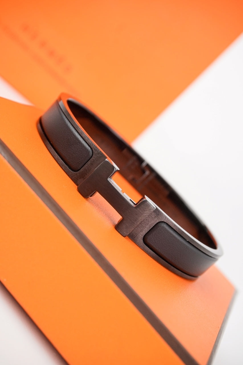 Hermes Clic HH So Black bracelet