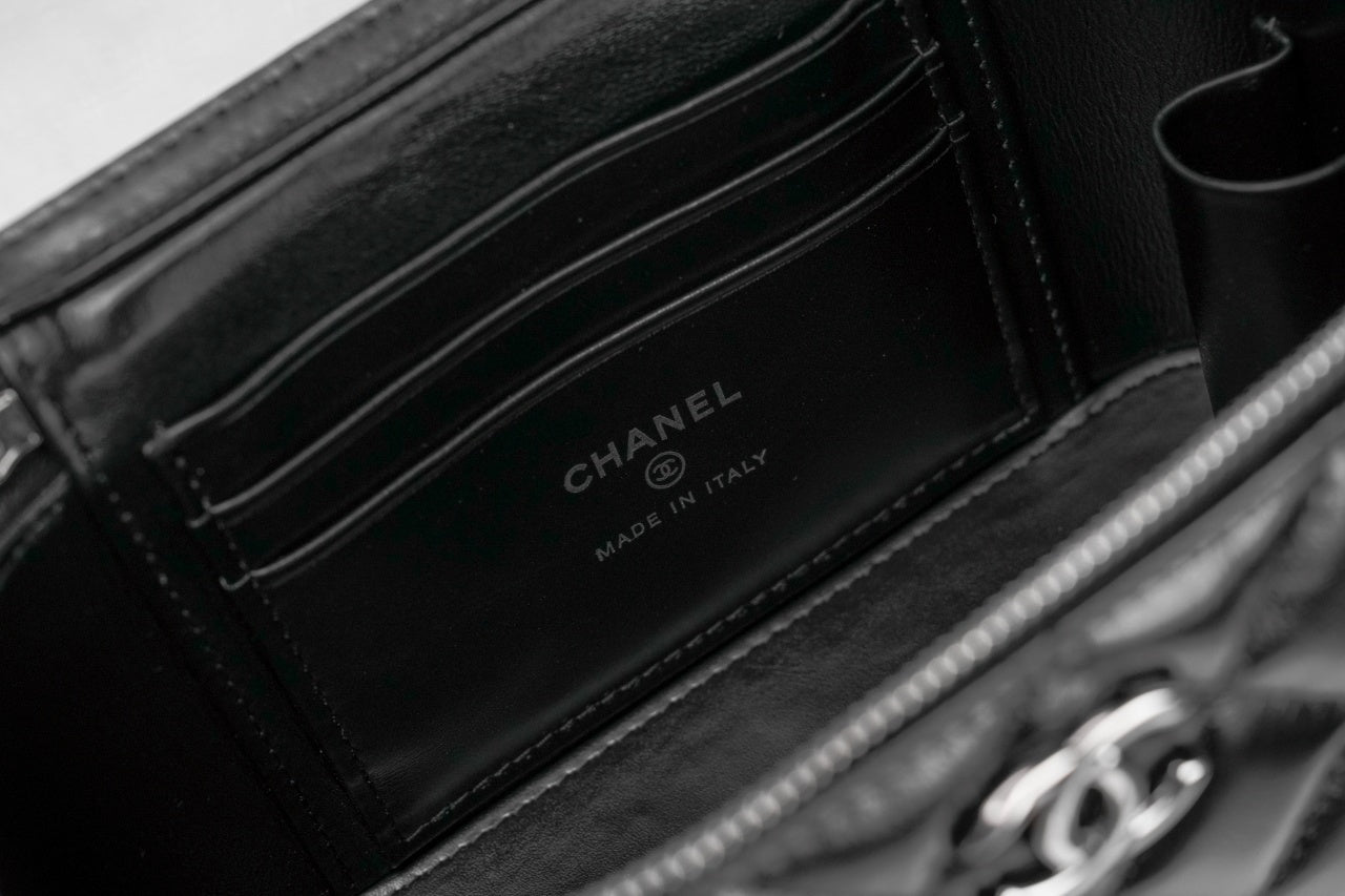 Chanel Matelasse Vanity Chain Shoulder Bag Black