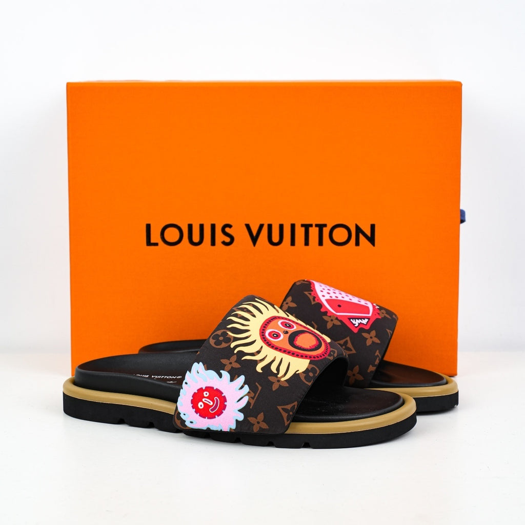 Louis Vuitton
LV x YK Pool Pillow Flat Comfort Mule