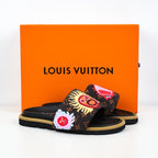 Louis Vuitton
LV x YK Pool Pillow Flat Comfort Mule