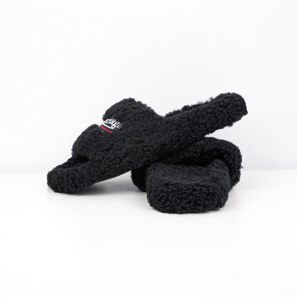 Balenciaga Furry slides