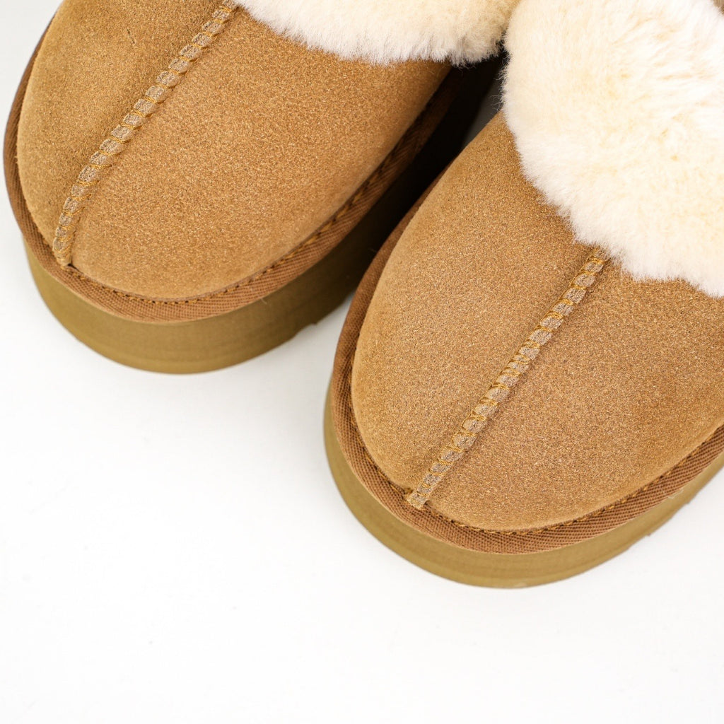 UGG Funkette Slipper Chestnut