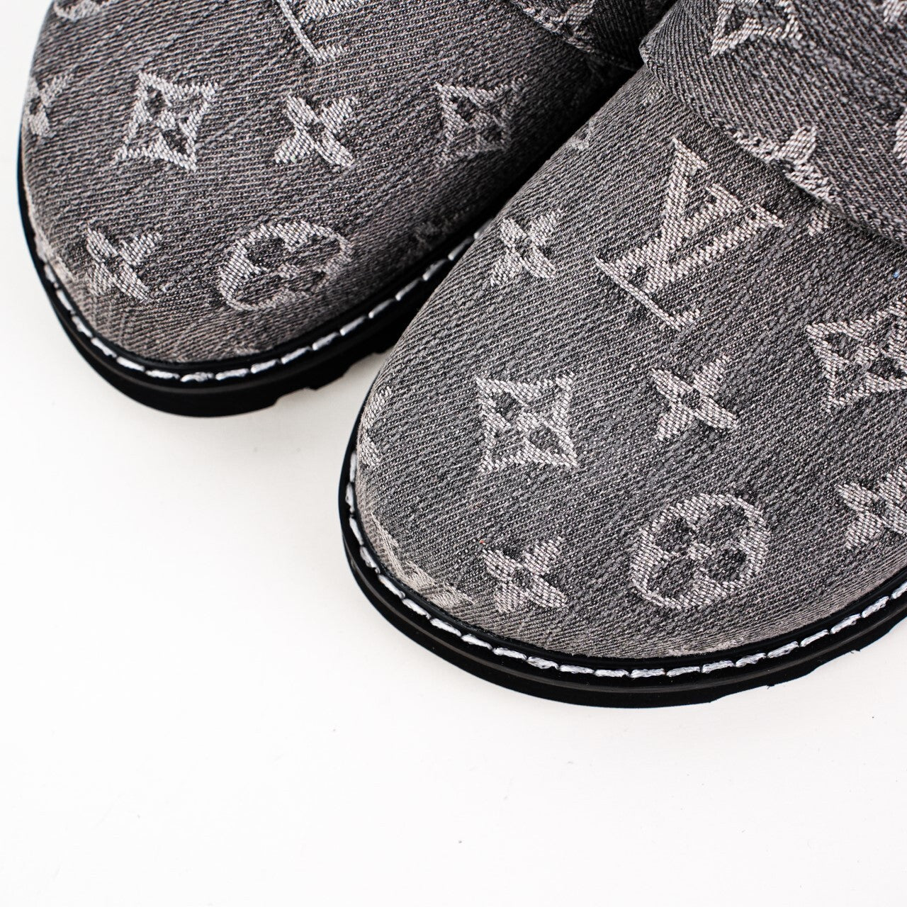 Louis Vuitton Cosy Comfort Mule