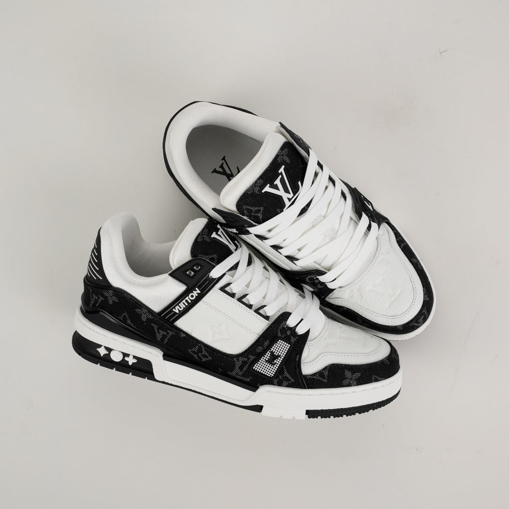 Louis Vuitton Trainer ( B&W)